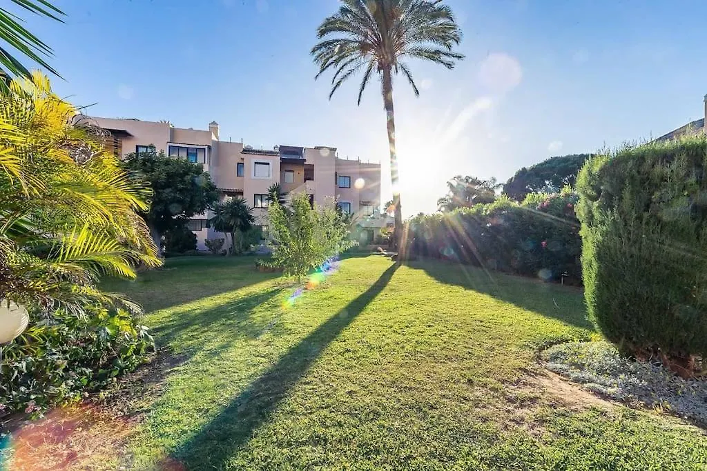 75-Apartment With Views In Elviria, Marbella