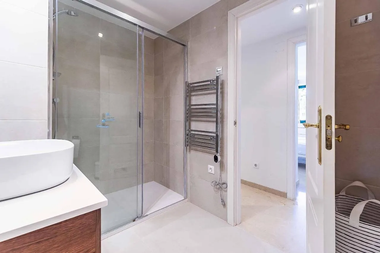 75-Apartment With Views In Elviria, Marbella