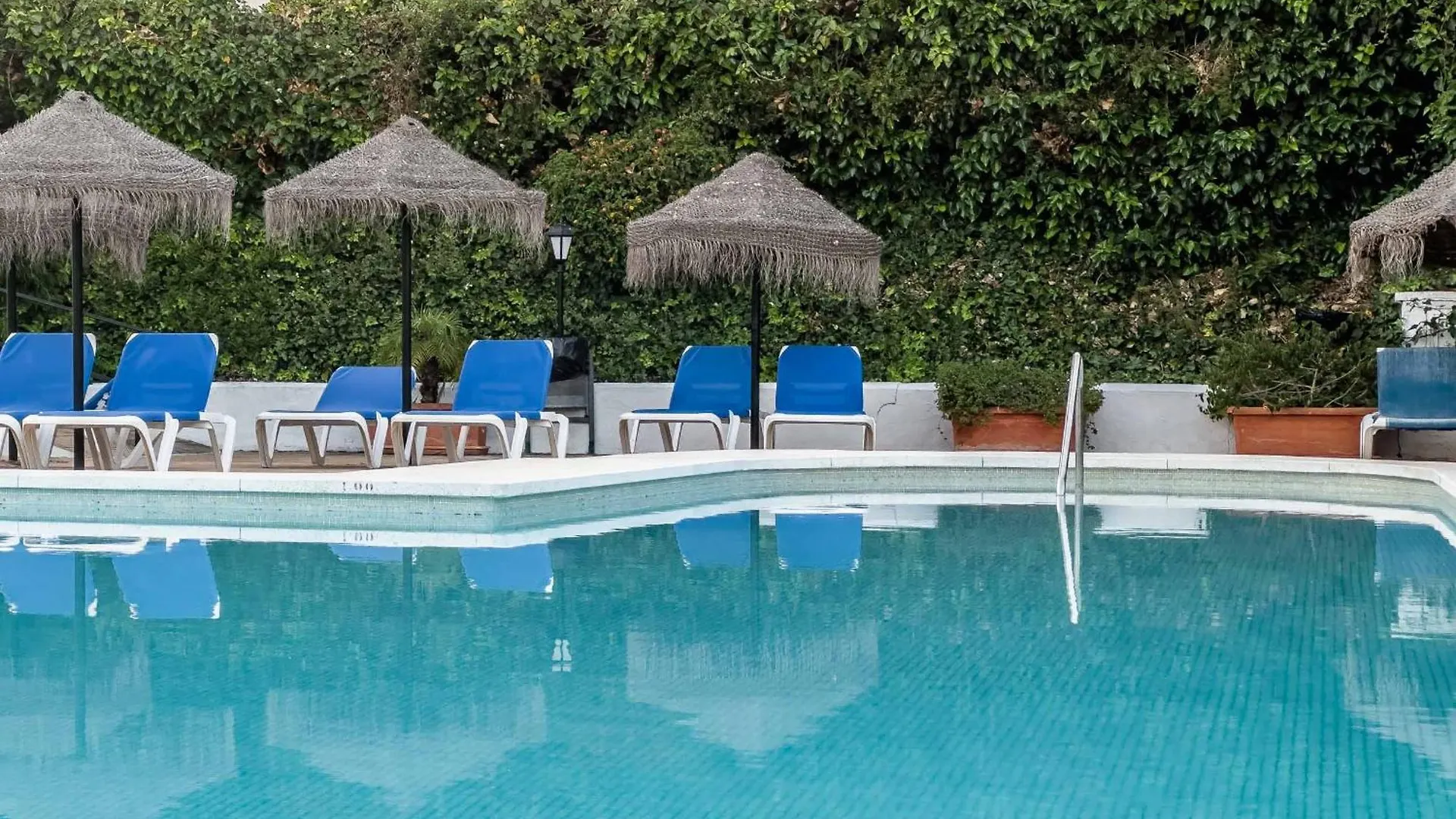 Apartment 75-Apartment With Views In Elviria, Marbella