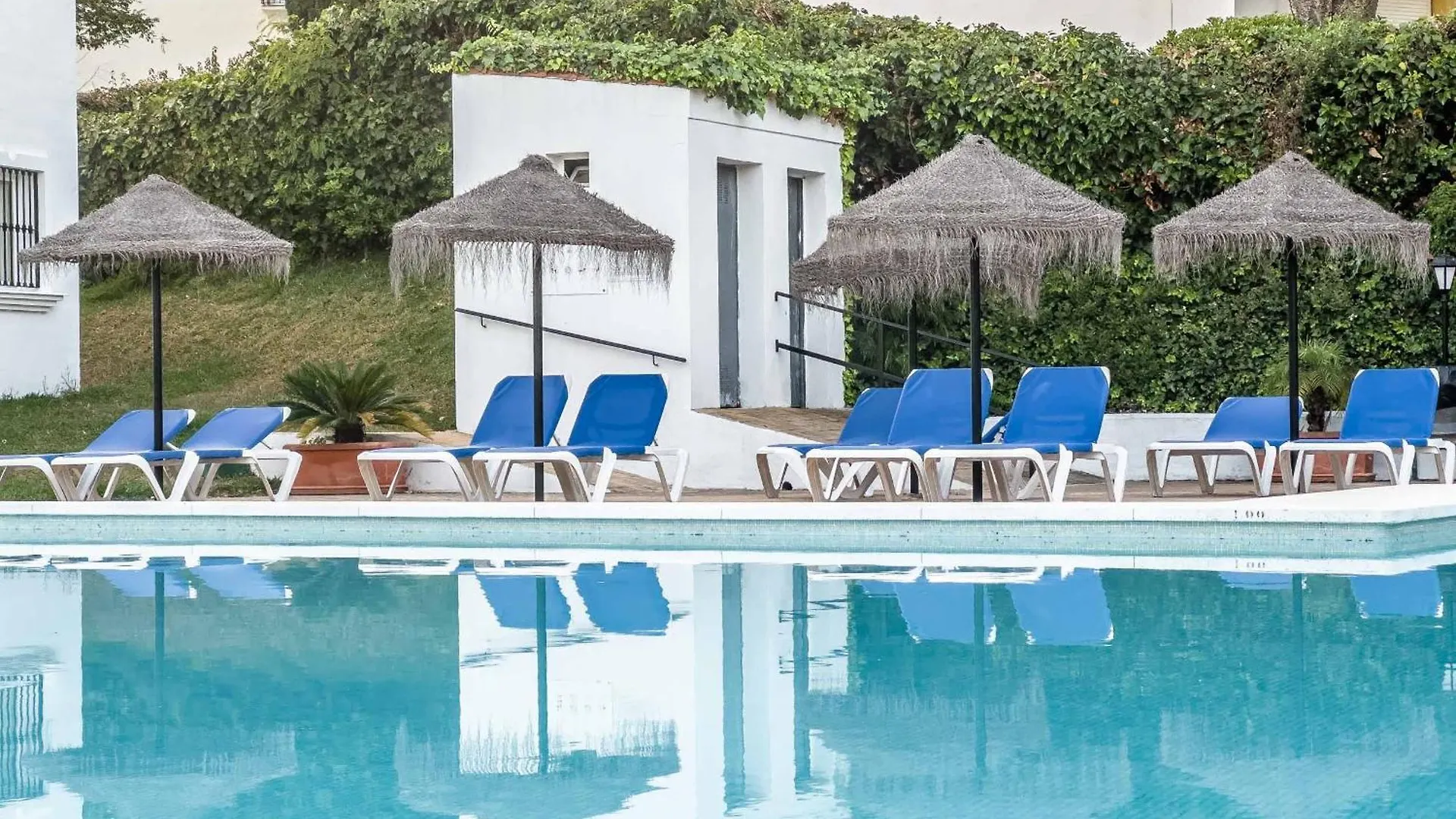 75-Apartment With Views In Elviria, Marbella Apartment