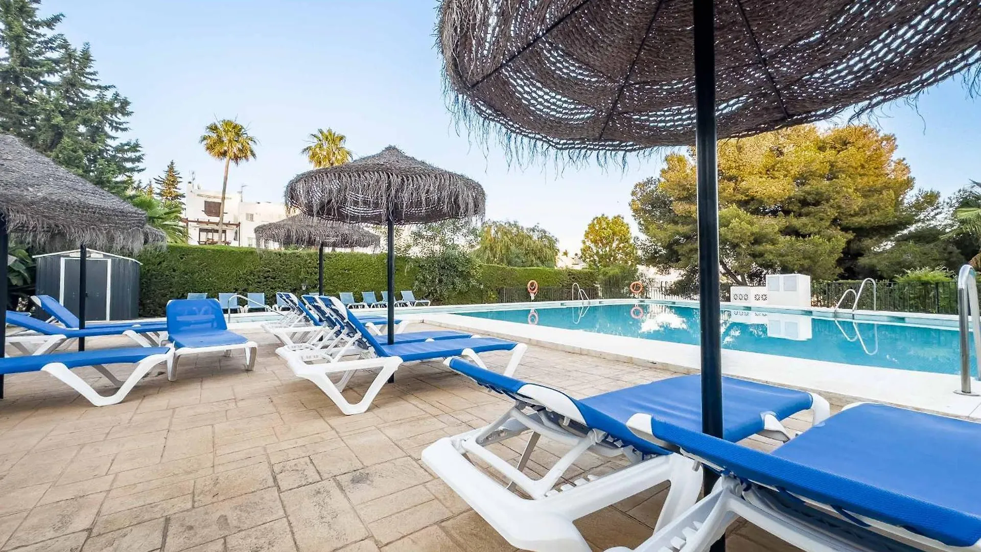 75-Apartment With Views In Elviria, Marbella Apartment