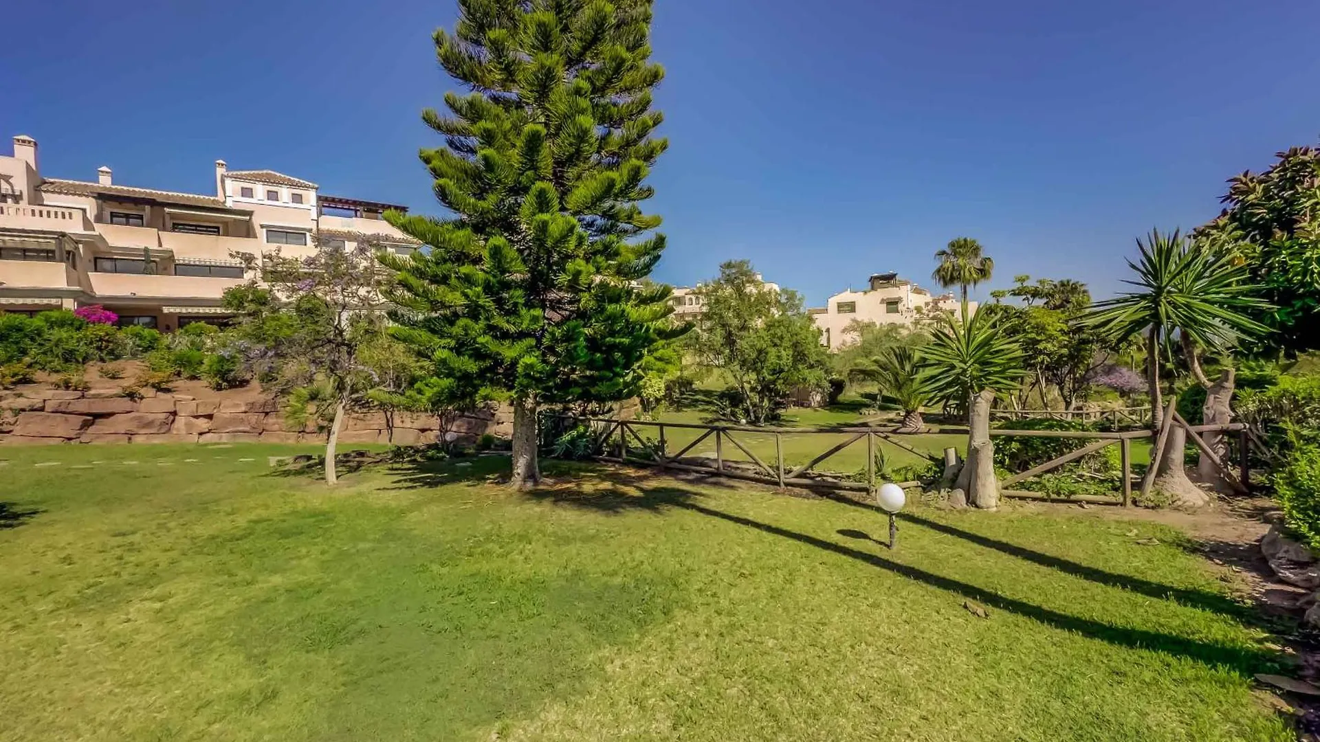 75-Apartment With Views In Elviria, Marbella Apartment