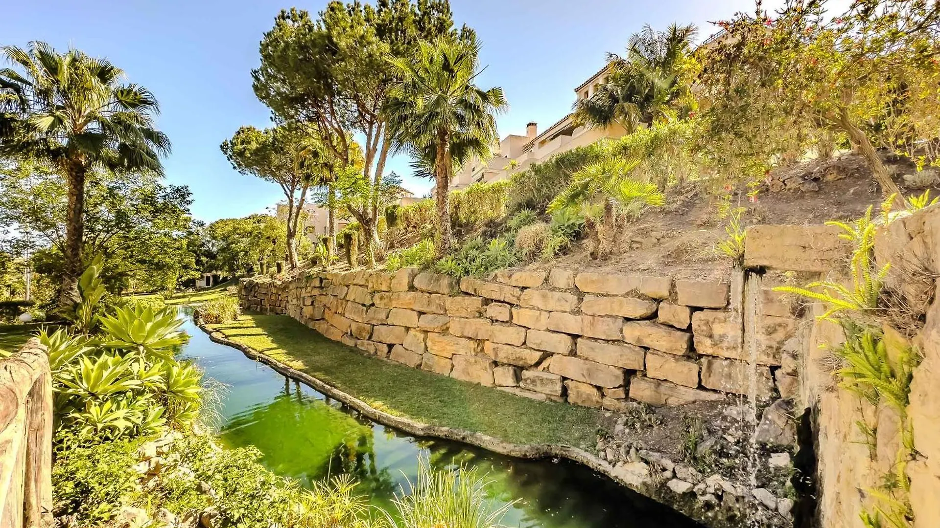 75-Apartment With Views In Elviria, Marbella 0*,